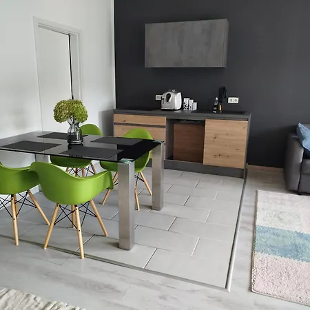 Moderne In Niederkassel