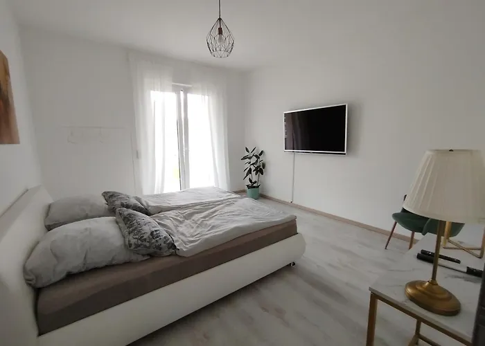 Moderne In Niederkassel